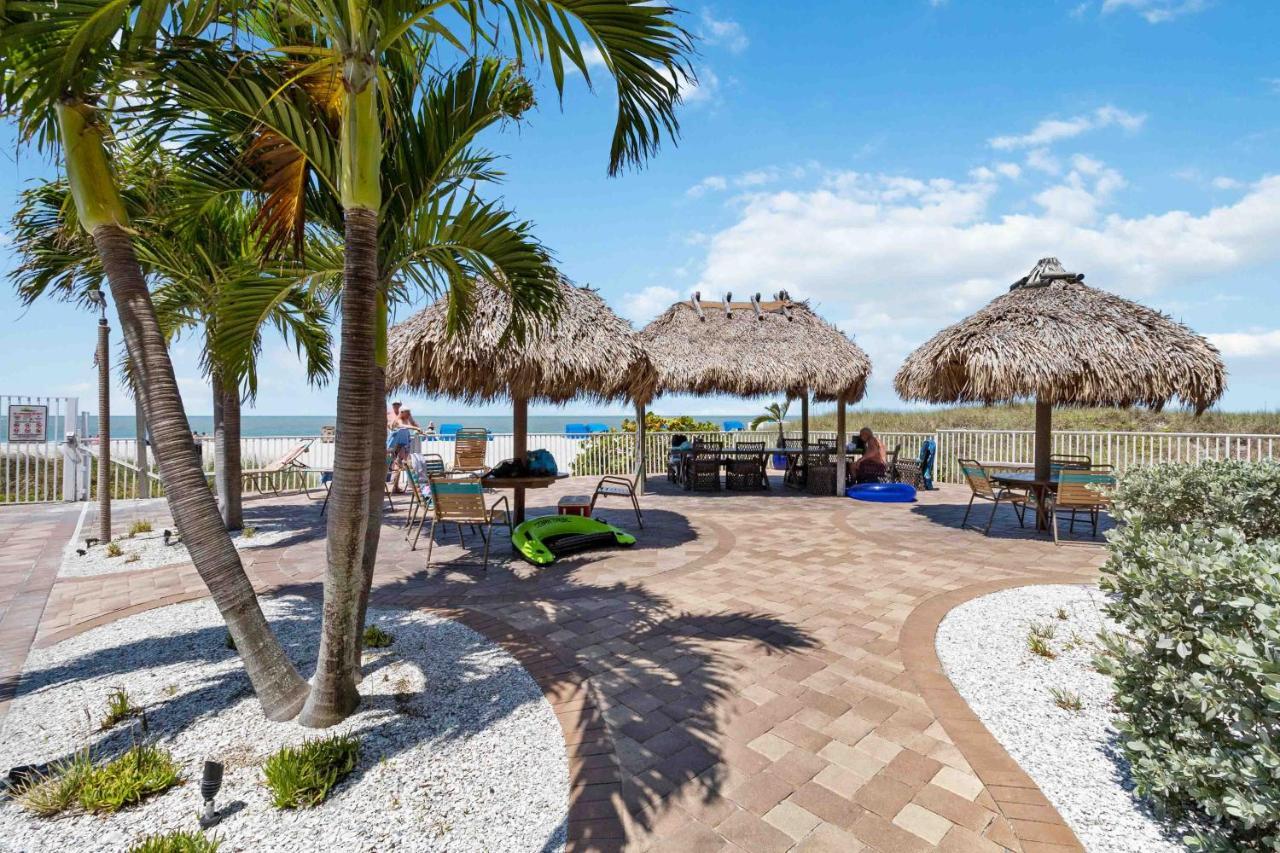 201 Sandy Shores Condos St. Pete Beach Exteriör bild