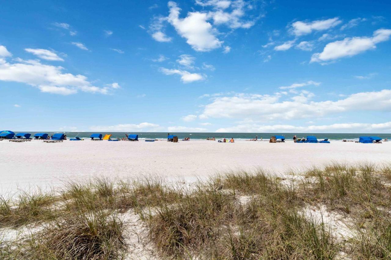 201 Sandy Shores Condos St. Pete Beach Exteriör bild