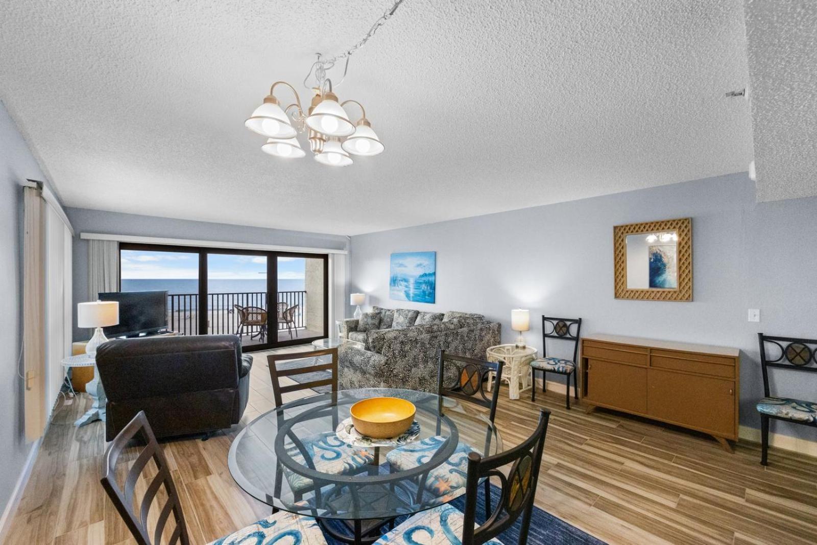 201 Sandy Shores Condos St. Pete Beach Exteriör bild