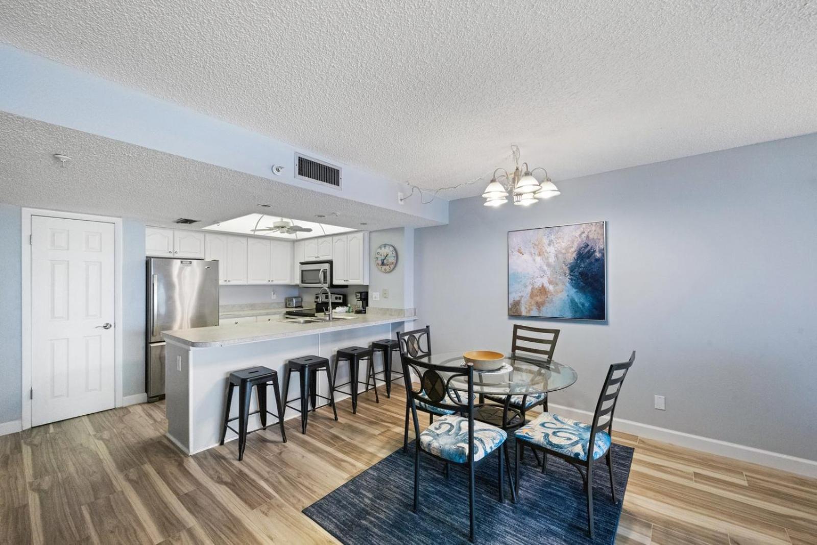 201 Sandy Shores Condos St. Pete Beach Exteriör bild